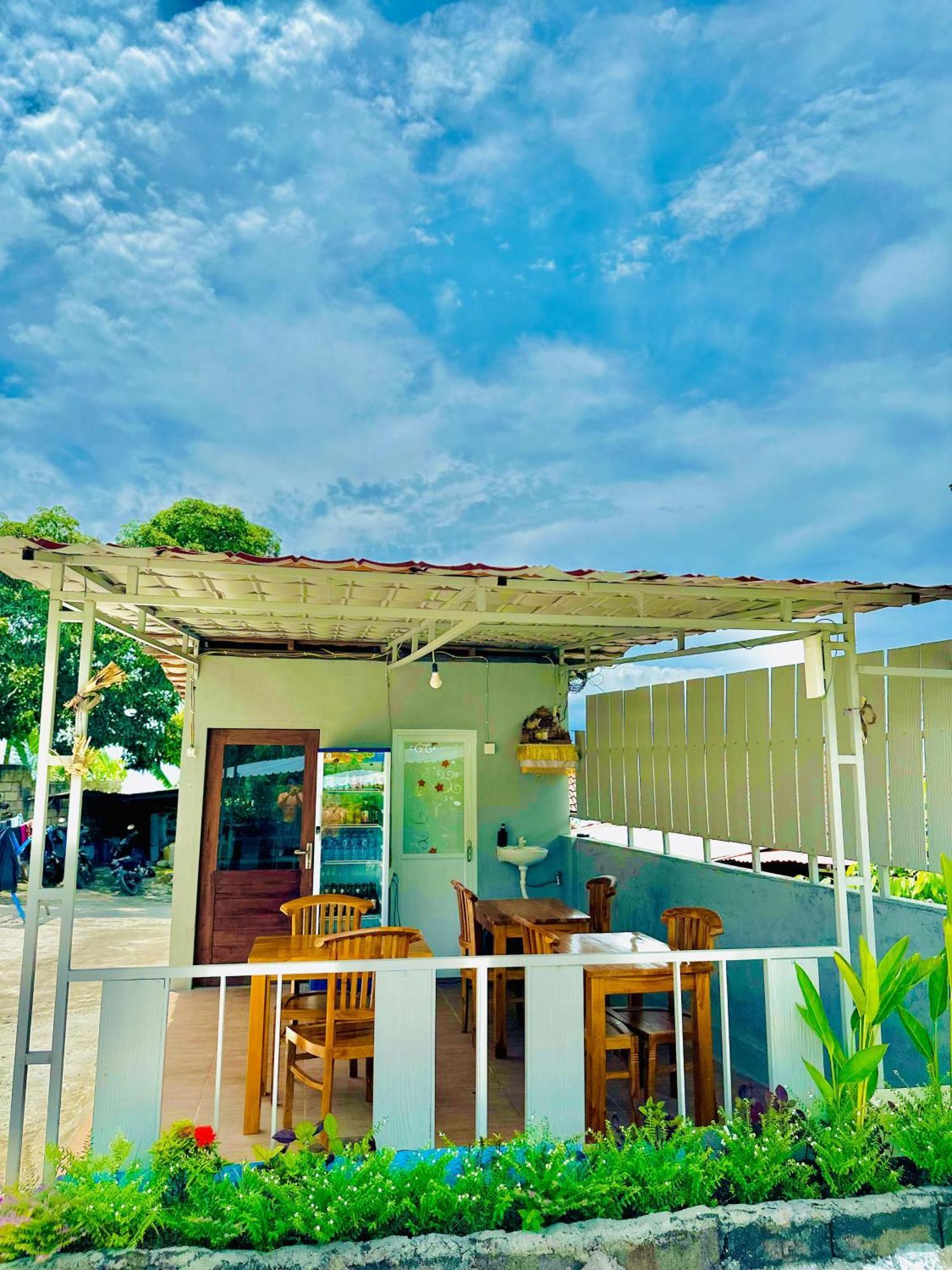 Prasi Sunrise Homestay Toyapakeh Exterior foto
